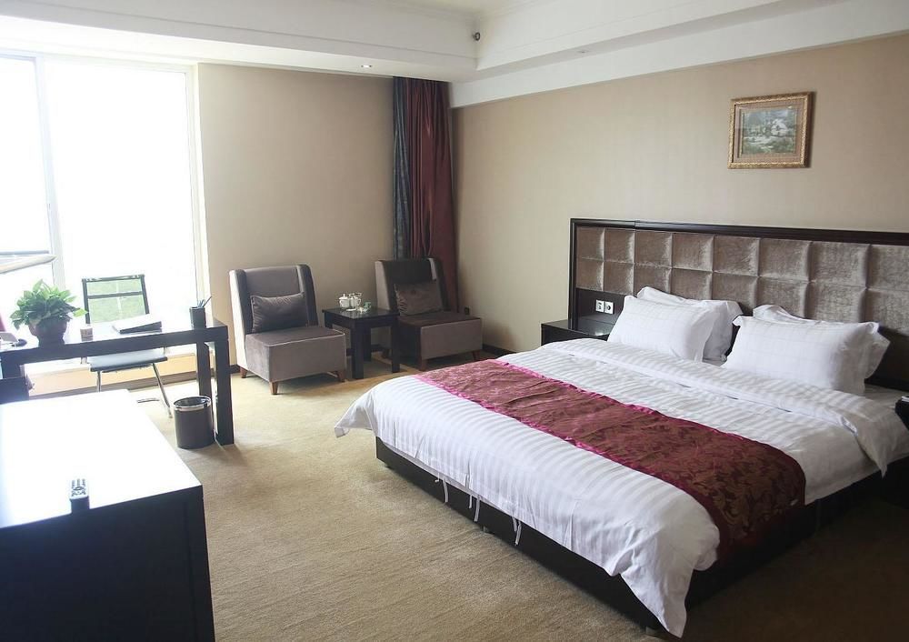 Weishi International Hotel Qing Zhou Exterior foto