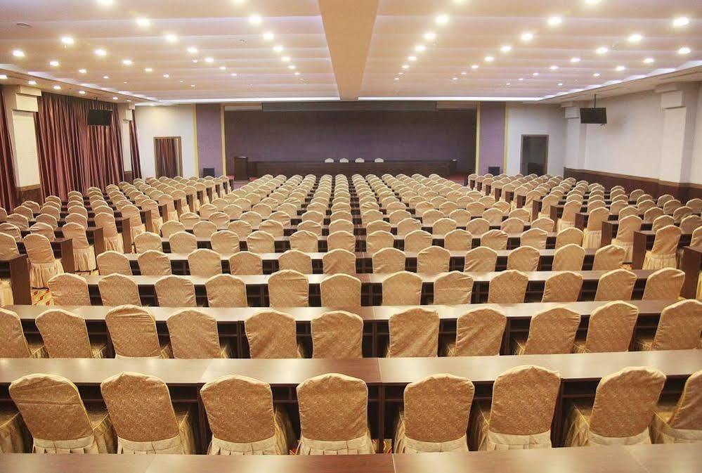 Weishi International Hotel Qing Zhou Exterior foto